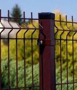 Купить забор от отечественных производителей в интернет-магазине ТД Кровельный по низким ценам с доставкой по Екатеринбургу и Свердловской области. 