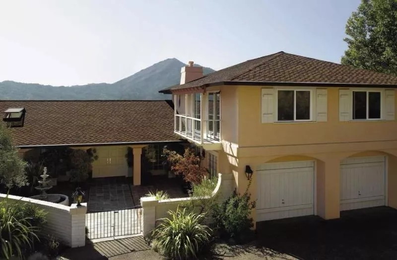 Гибкая черепица CertainTeed Presidental Shake aged bark купить в екатеринбурге