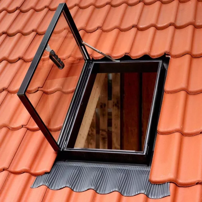Окно-люк для холодных чердаков Velux VLT 1000 45*73 см купить в екатеринбурге