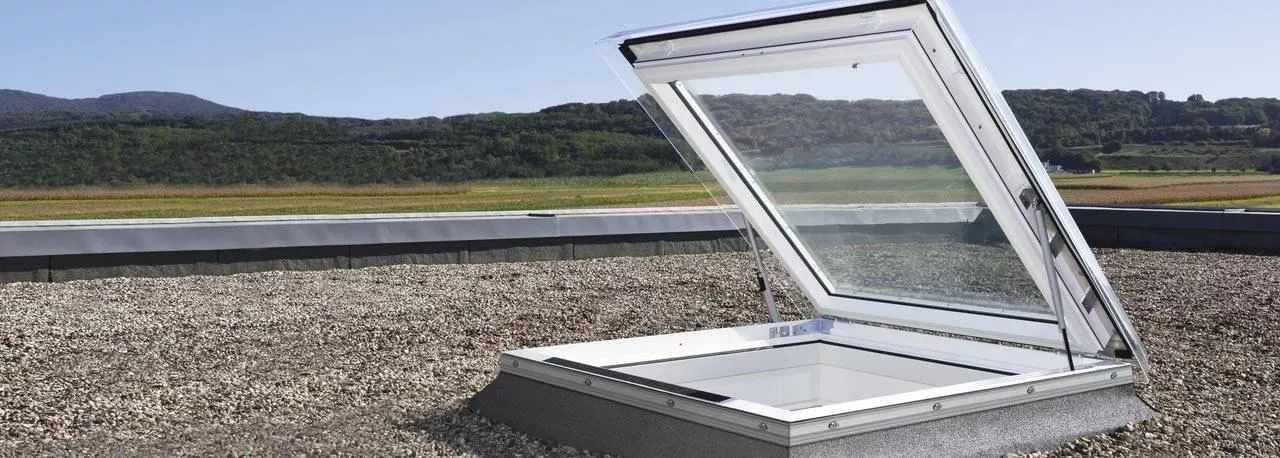 Зенитные фонари (Выход на крышу) VELUX CXP 0473Q 120*120 см купить в екатеринбурге