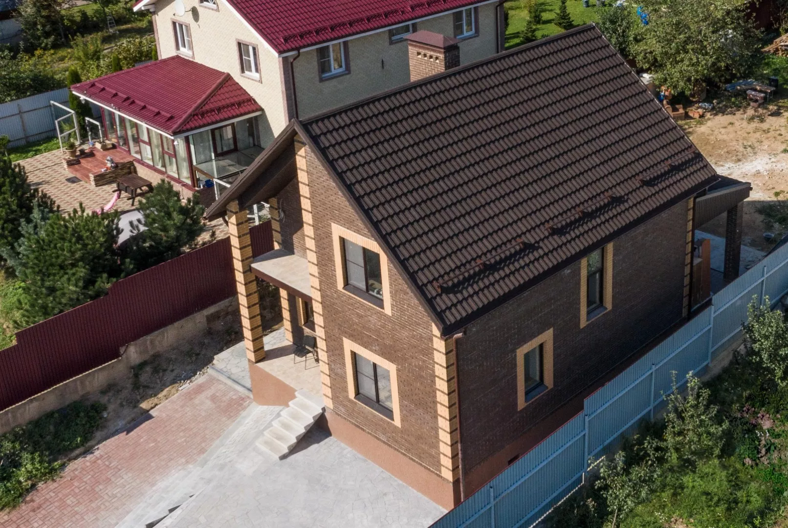 Лист композитной черепицы Grand Line Барселона (Barcelona) брауни купить в екатеринбурге