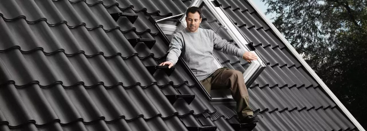 Эксплуатационный выход Velux GXL 3070 66х118 см купить в екатеринбурге