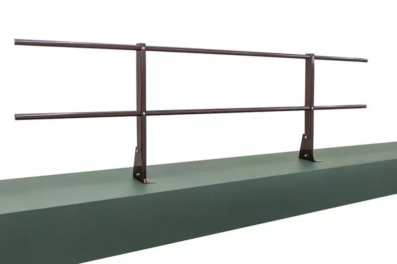 Ограждение кровельное для парапета на плоскую кровлю RAL 8017 (2,0х0,6м) купить в екатеринбурге