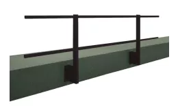 Ограждение кровельное для парапета с боковым креплением RAL 9005 (2,0х0,6) с выносом на 130 мм. Цена: 2414 руб. Артикул: 44370