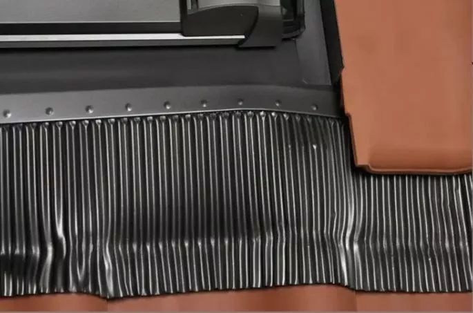 Изоляционный оклад ROTO EDR Rx WD 1x1 HZI 114х160 для высокопрофилированной кровли купить в екатеринбурге