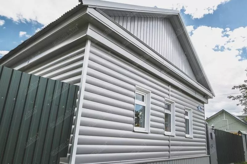 Сайдинг Блок-хаус 0,390 0,5 Satin RAL 3005 красное вино купить в екатеринбурге