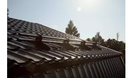 Снегозадержатель NEW трубчатый Grand Line RAL 3003 1м купить в екатеринбурге