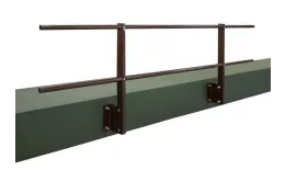 Ограждение кровельное для парапета с боковым креплением RAL 8017 (2,0х0,6м) купить в екатеринбурге