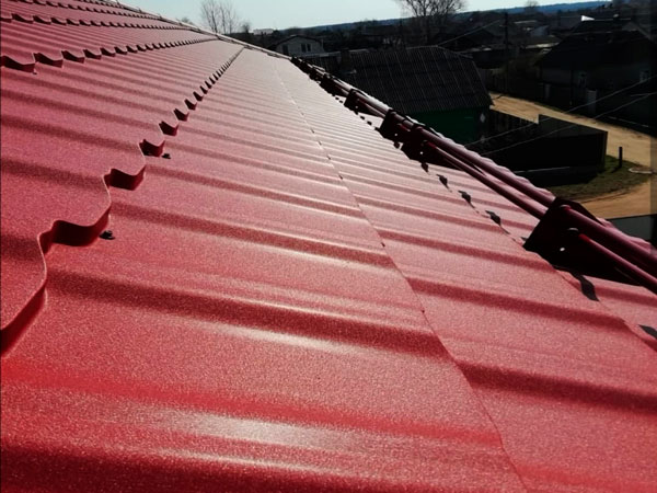 кровля дома металлочерепицей с ТД Кровельный