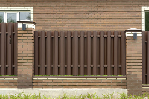  штакетник в шахматном порядке